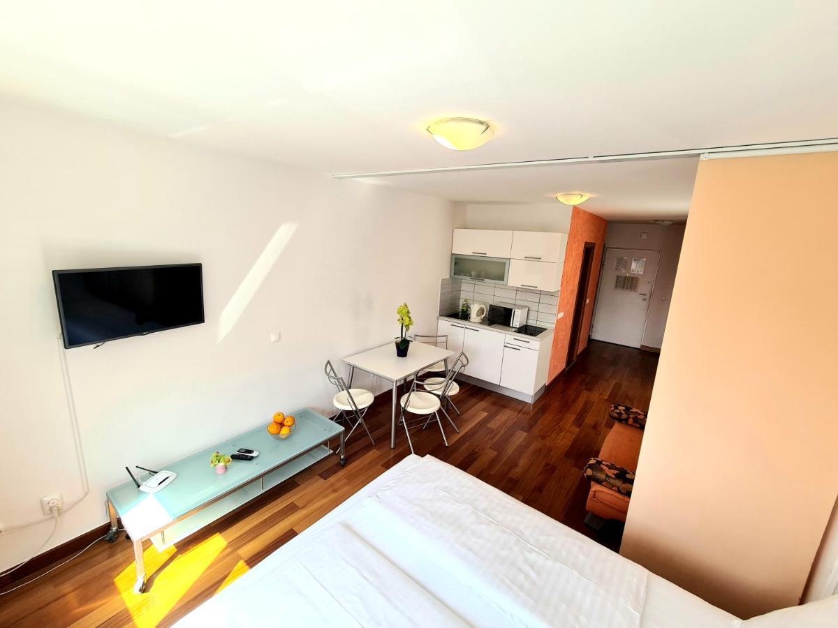 Apartments Veronika 마카르스카 외부 사진